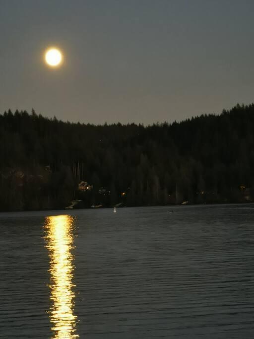 Oceanfront Zen Villa North Vancouver Esterno foto