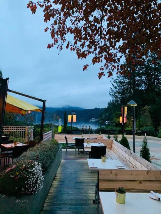 Oceanfront Zen Villa North Vancouver Esterno foto